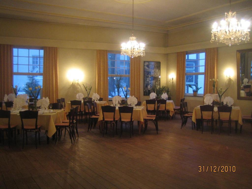 Hotel Drei Kronen Tecklembourg Extérieur photo